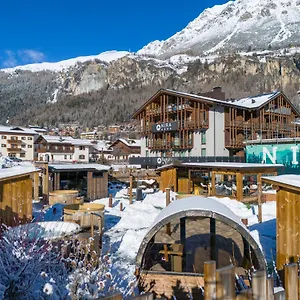 Nira Mountain Futura Aparthotel